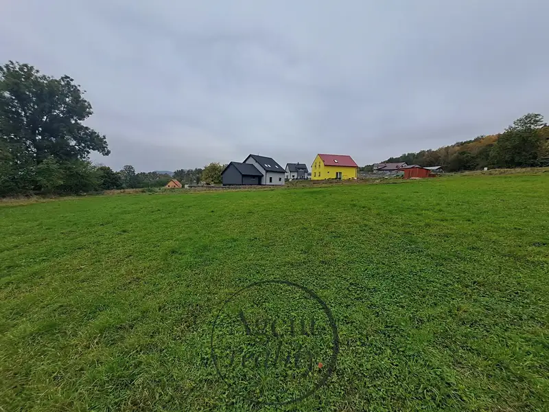 Prodej stavebního pozemku 1219 m², Děčín – náhled fotky 3
