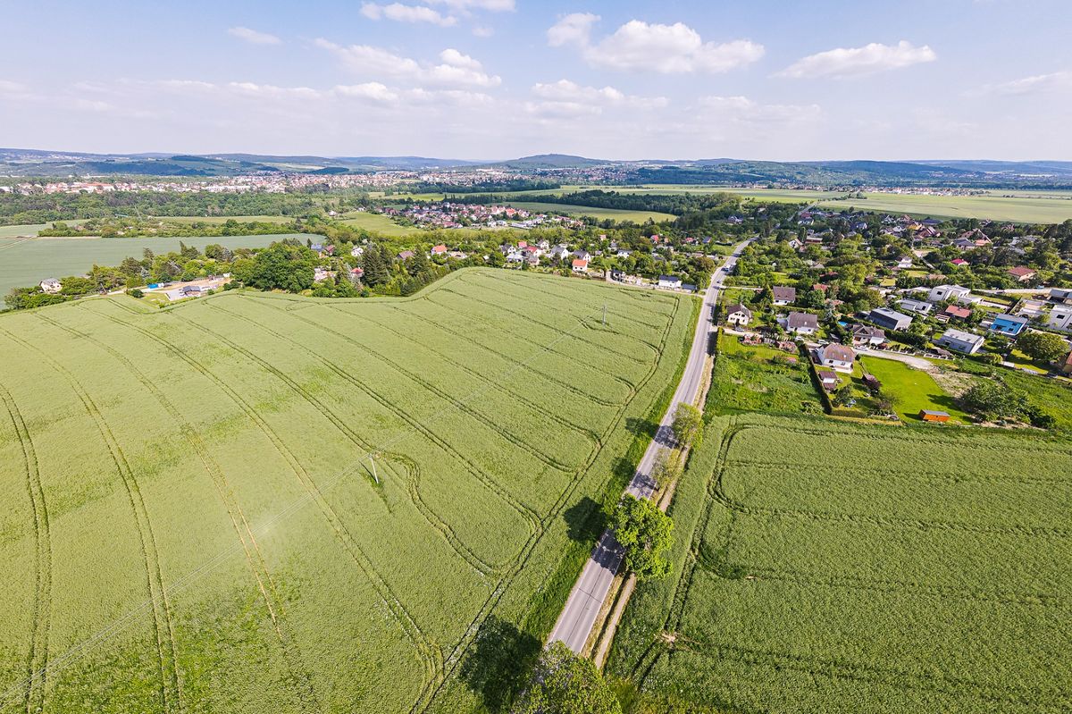 Prodej komerčního pozemku 11023 m² – fotografie 3