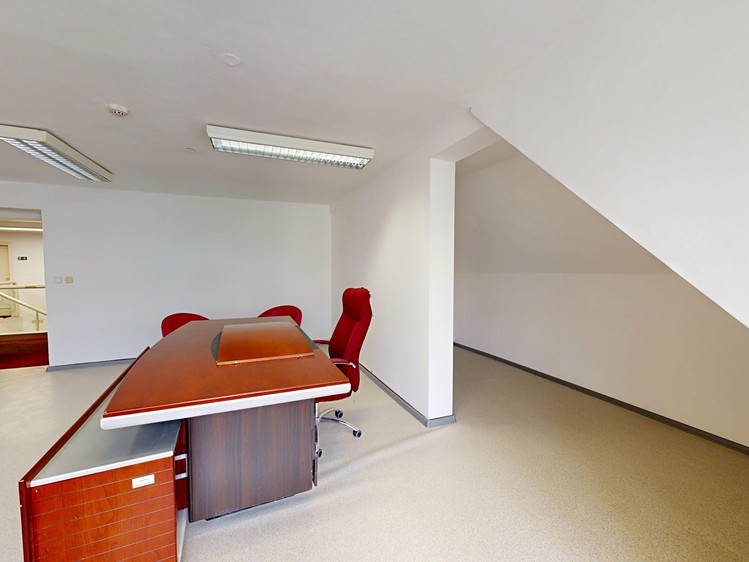 Pronájem komerčního prostoru, 42 m² (3 z 8)