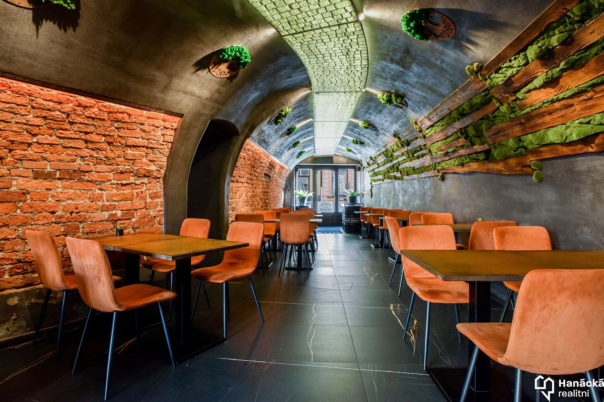 Prodej restaurace 200 m² – fotografie 2