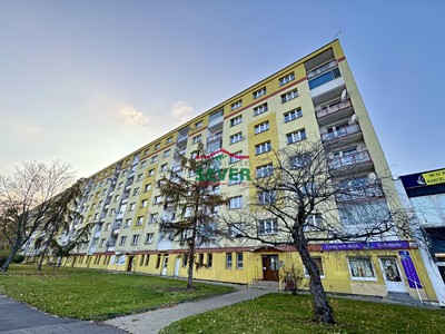 tř. Budovatelů, Most