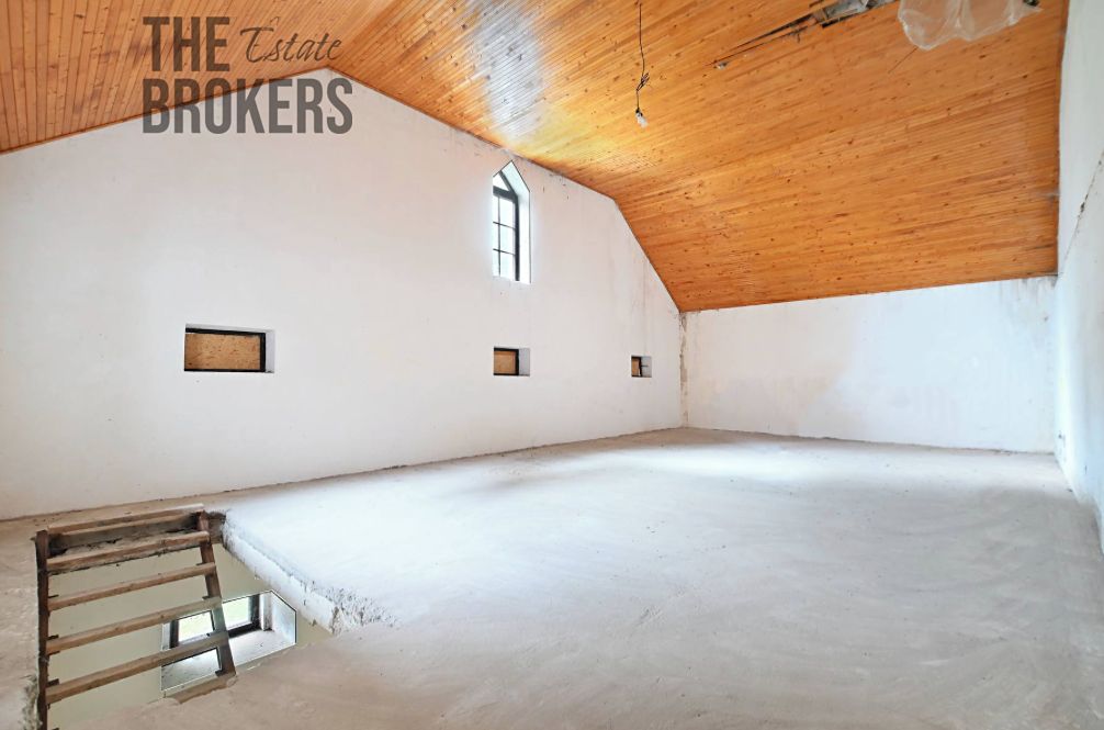 Prodej rodinného domu 5000 m², pozemek 42000 m² – fotografie 4