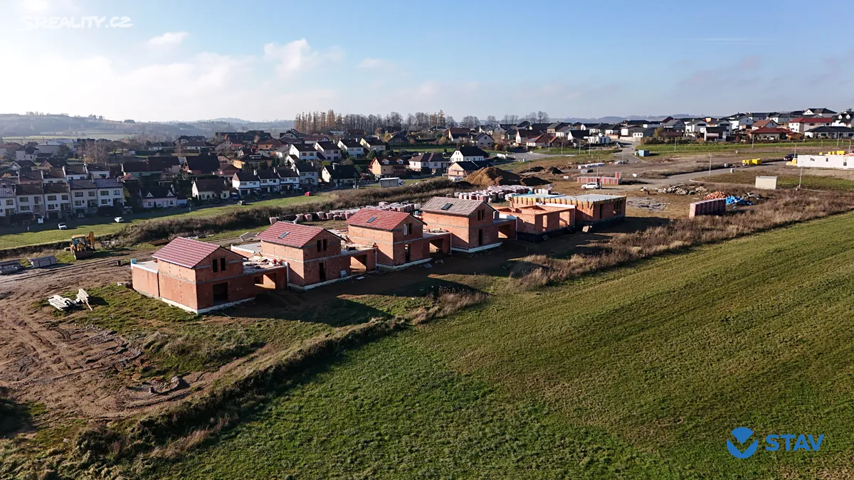 Prodej rodinného domu 115 m², pozemek 422 m² - Widok 2