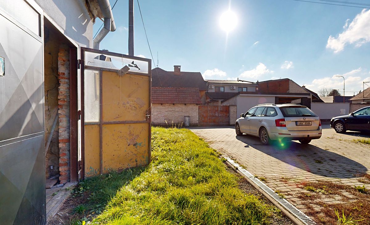 Prodej rodinného domu 118 m², pozemek 2322 m² – fotografie 3