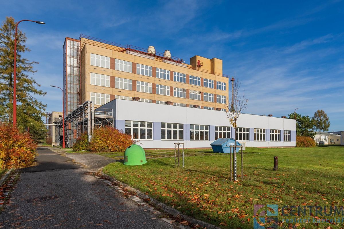 Pronájem výrobní haly, prostoru 871 m² – fotografie 3