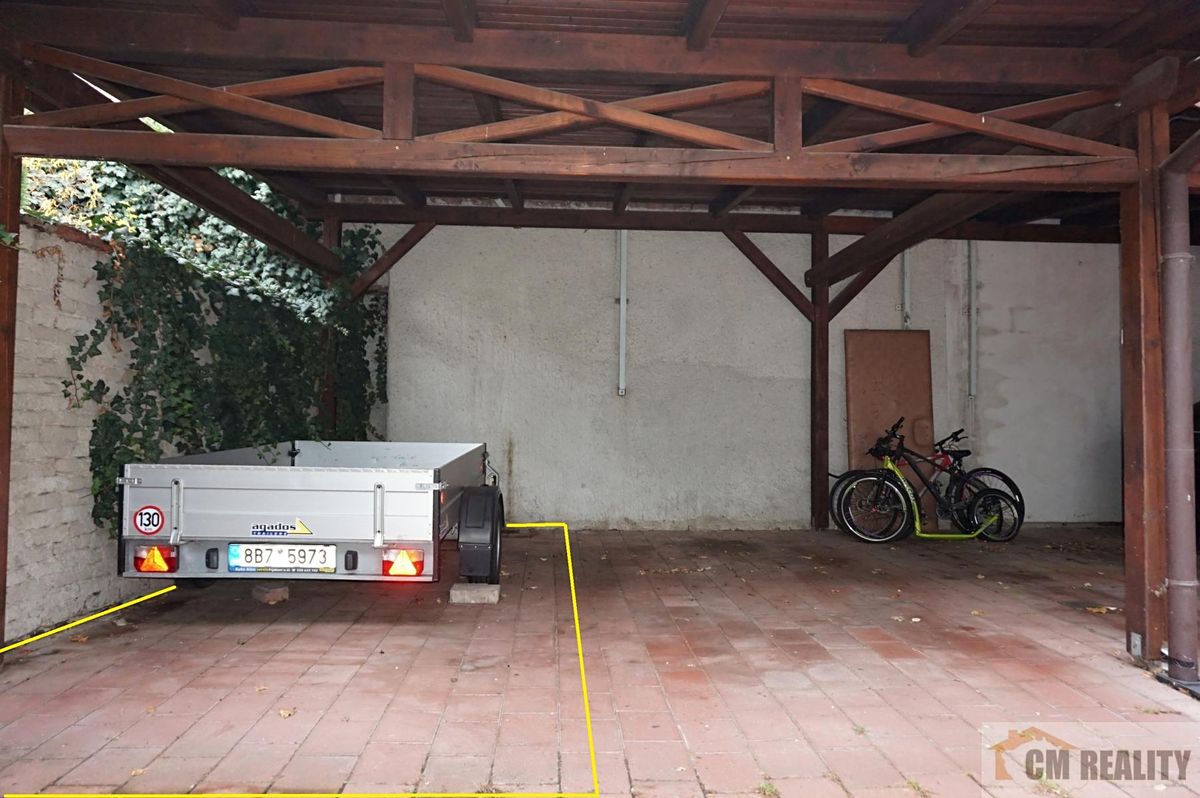 Prodej garážového stání 14 m² – fotografie 2