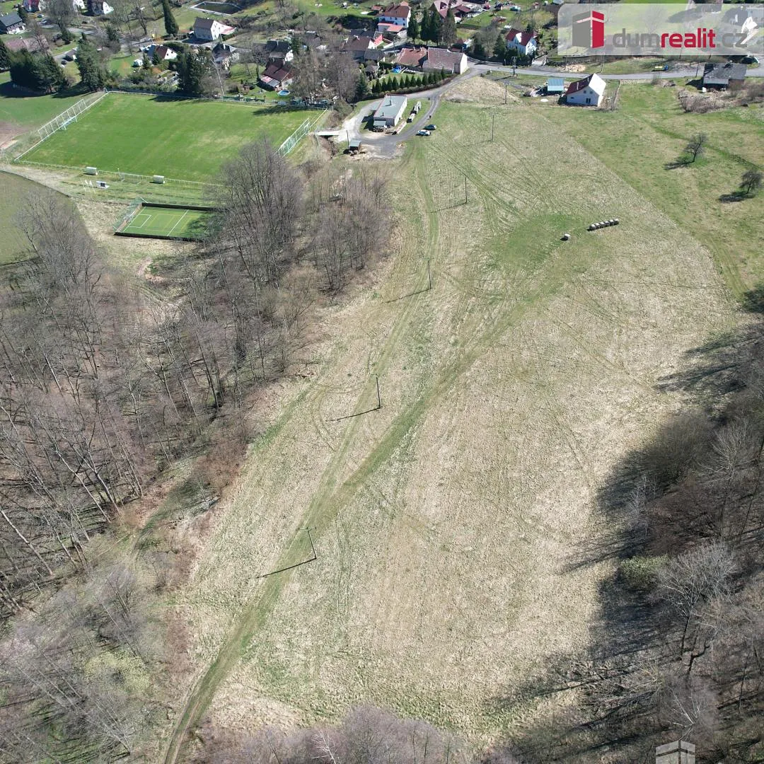 Prodej stavebního pozemku 1819 m²