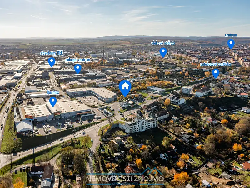 Prodej komerčního pozemku 512 m², Znojmo – náhled fotky 2