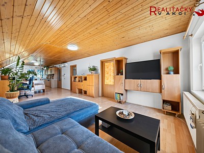 Prodej  rodinného domu 94 m², pozemek 241 m² — photo 2