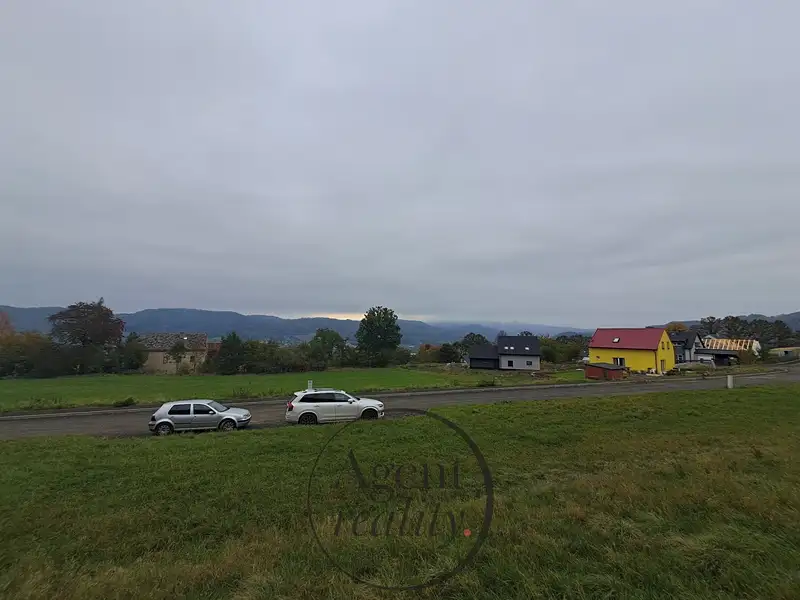 Prodej stavebního pozemku 1219 m², Děčín – náhled fotky 1