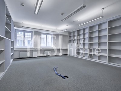 Pronájem kanceláře 161 m² — photo 3