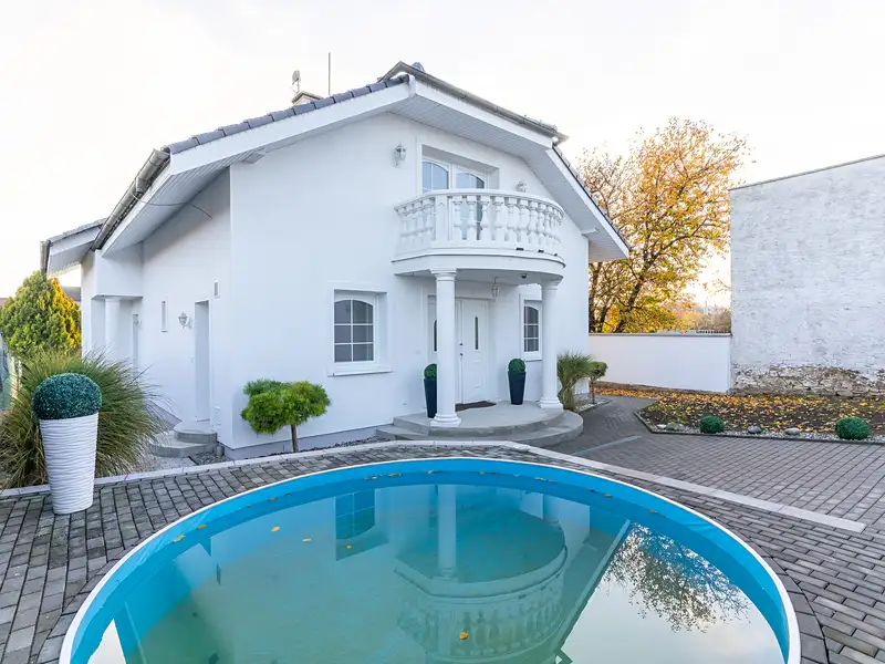 Prodej rodinného domu 200 m², pozemek 586 m², Kostelec na Hané – náhled fotky 1