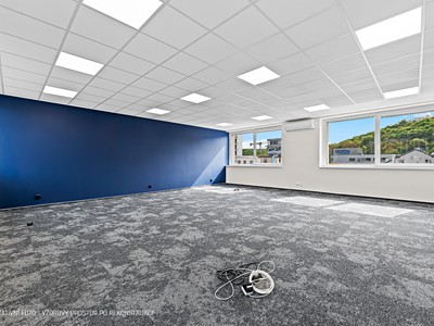 Pronájem kanceláře 61 m² — photo 4