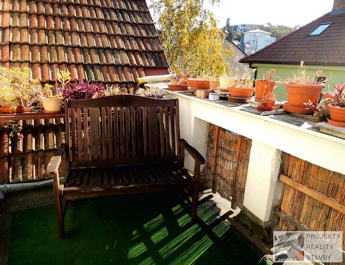 Prodej vily 453 m², pozemek 560 m² – fotografie 4