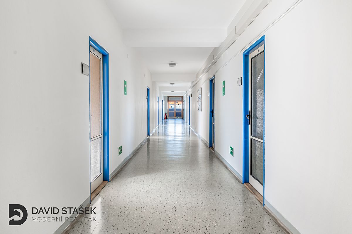 Pronájem kanceláře 26 m² – fotografie 5