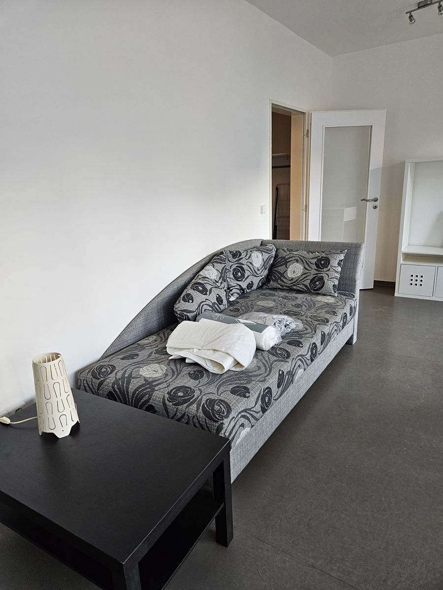 Pronájem bytu 1+kk 38 m² – fotografie 3