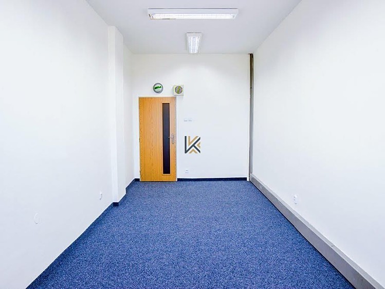 Pronájem komerčního prostoru, 18 m² (4 z 6)