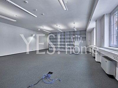 Pronájem kanceláře 161 m² — photo 2