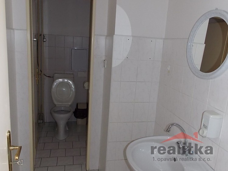 Комерційне приміщення в оренду, 148 м² (8 з 11)