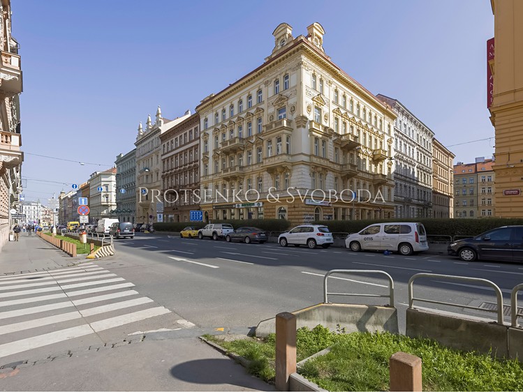 Комерційне приміщення на продаж, 655 м² (10 з 19)
