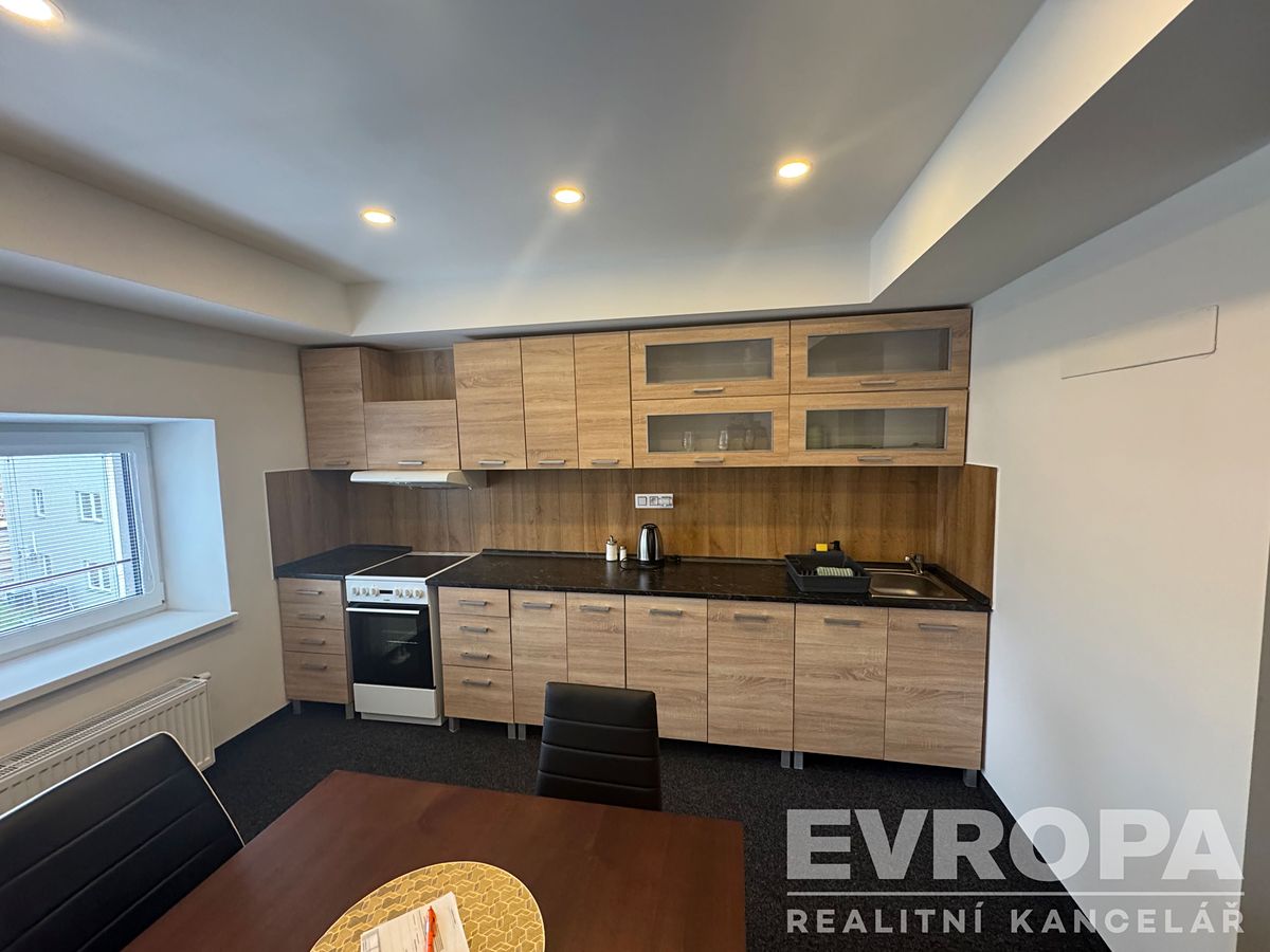 Pronájem bytu 2+1 94 m²