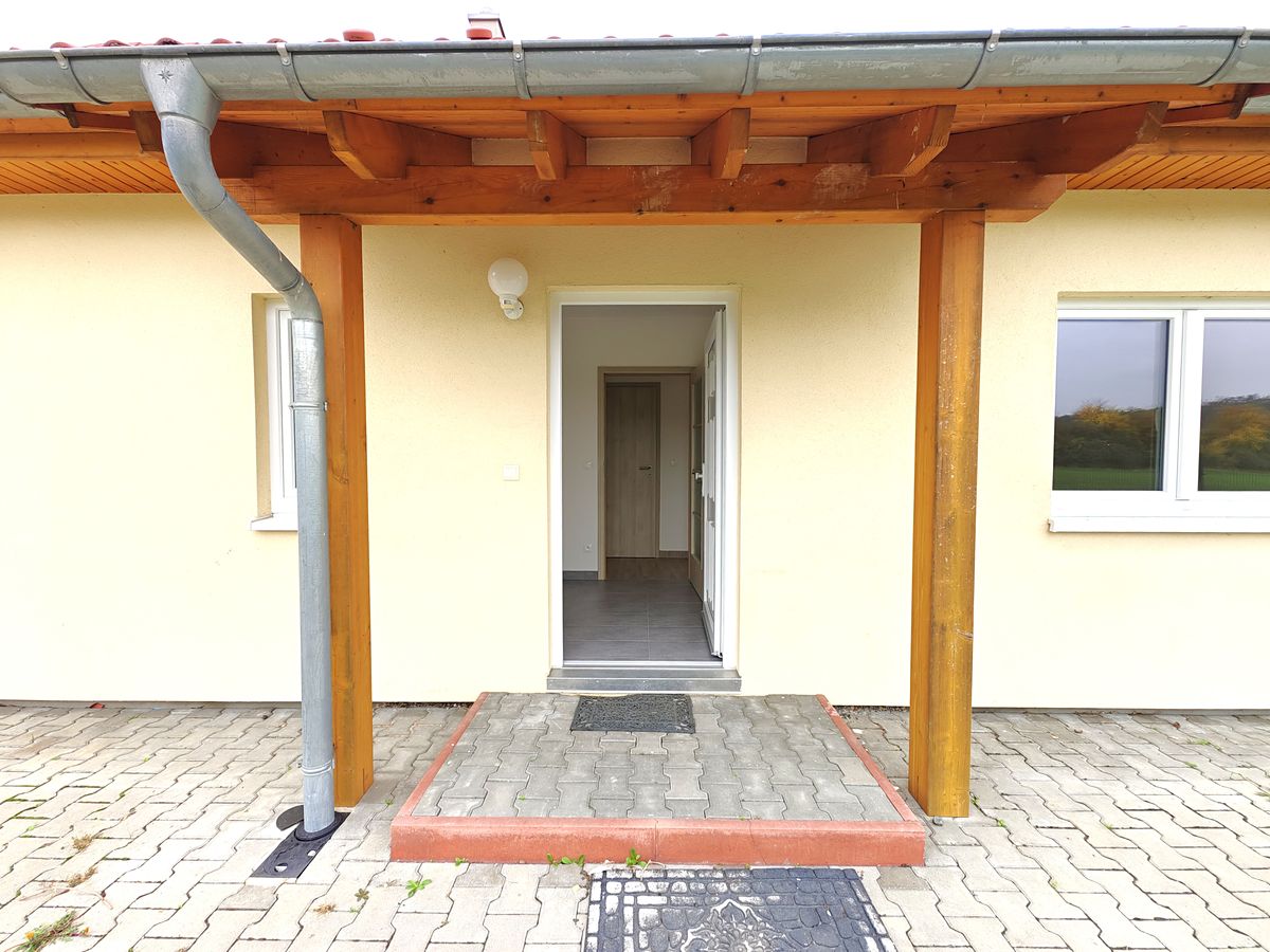 Prodej rodinného domu 75 m², pozemek 886 m² – fotografie 5