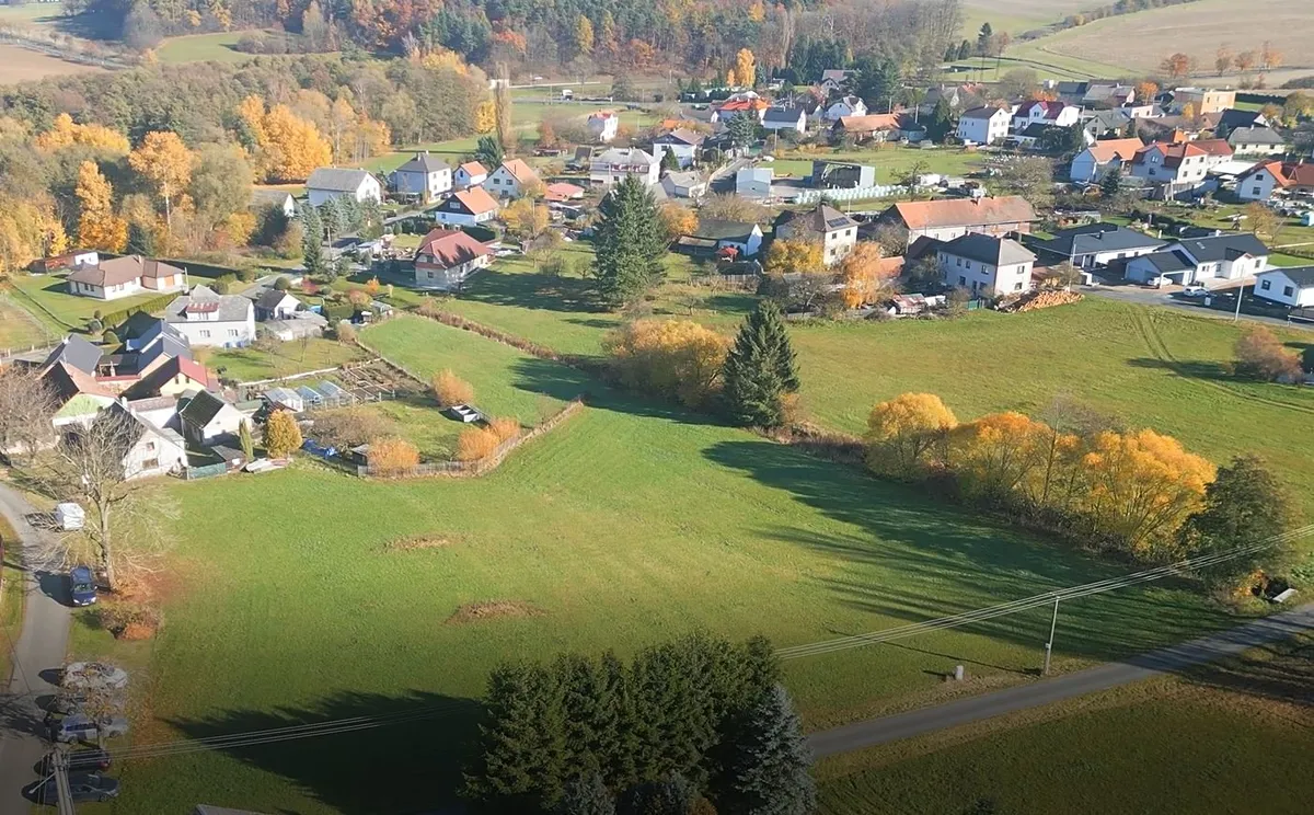 Prodej stavebního pozemku 1319 m²