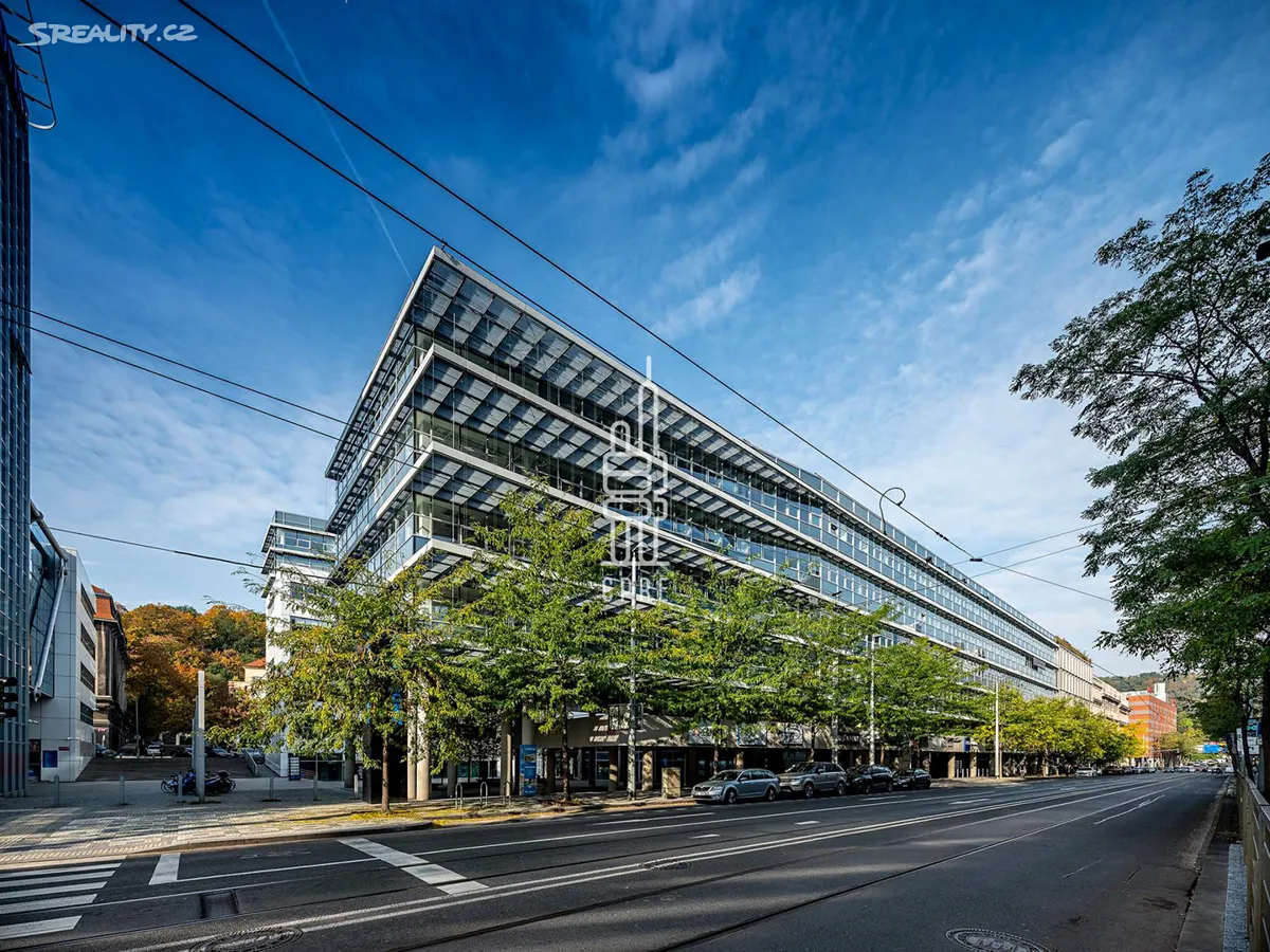 Pronájem kanceláře 1323 m², Radlická