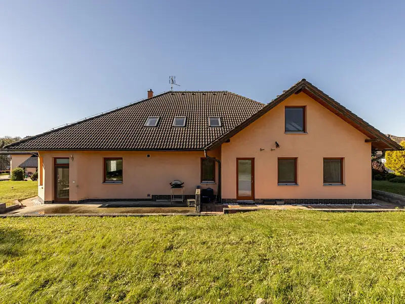 Prodej rodinného domu 460 m², pozemek 1200 m², Těrlicko – náhled fotky 3