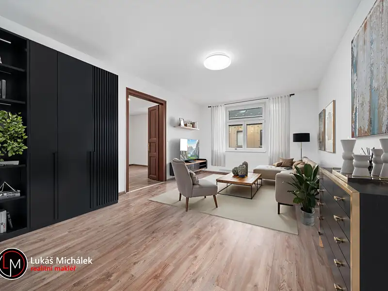 Prodej bytu 2+1 75 m², Jičín – náhled fotky 1