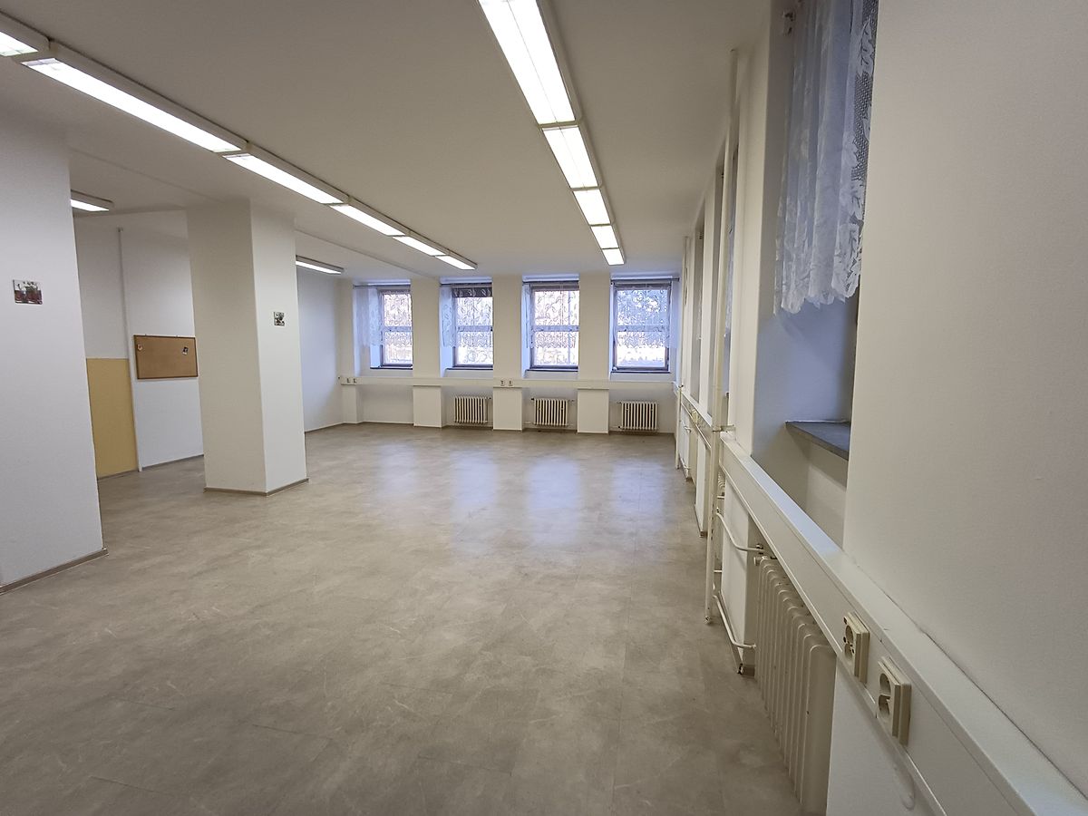 Pronájem kanceláře 97 m², Olomouc – fotka 1 z 3