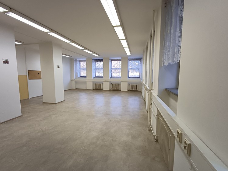 Gewerbefläche zur Miete, 97 m² (1 von 3)