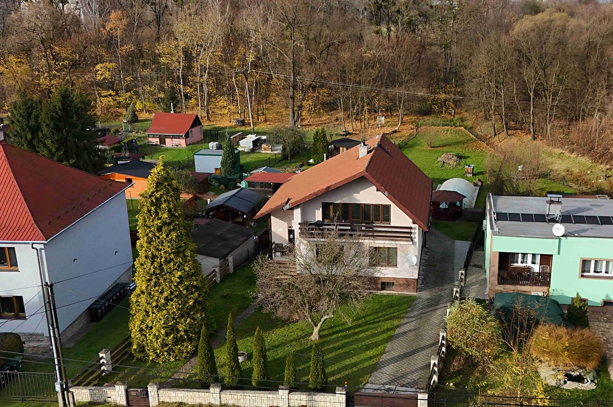 Prodej rodinného domu 181 m², pozemek 1652 m² – fotografie 4