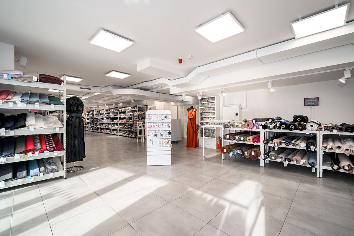 Prodej obchodního prostoru 244 m² – fotografie 3