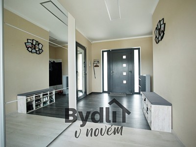 Prodej  rodinného domu 226 m², pozemek 1 913 m² — photo 4