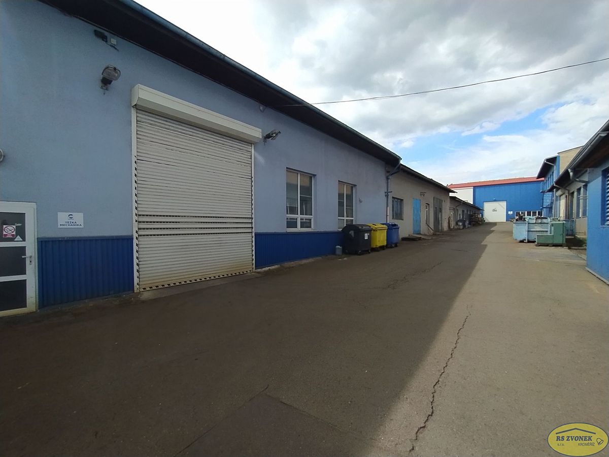 Prodej výrobní haly, prostoru 3000 m² – fotografie 2