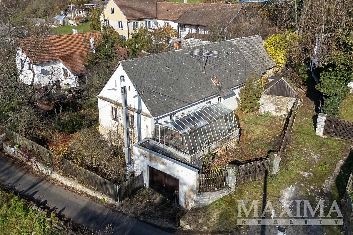 Prodej rodinného domu 97 m², pozemek 922 m² – fotografie 3
