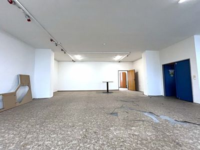 Pronájem skladového prostoru 105 m²
