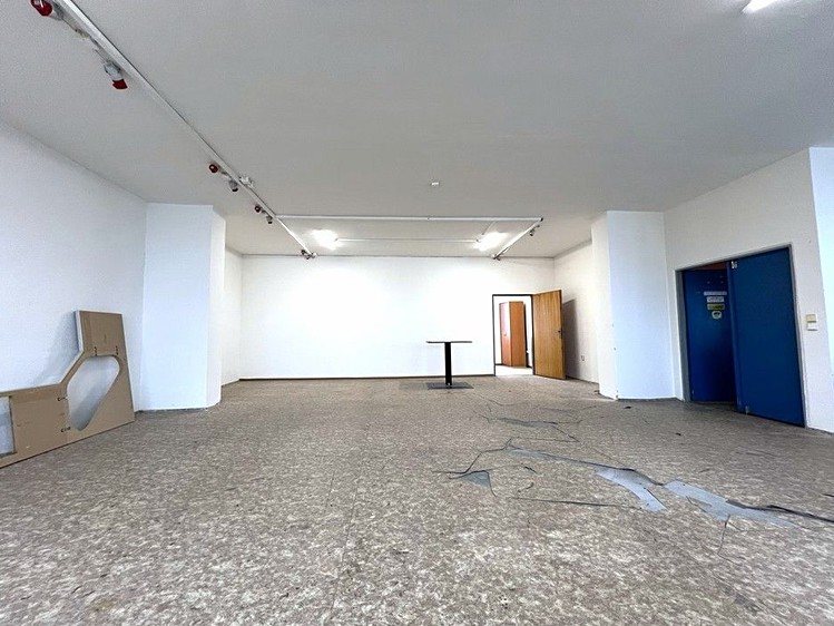 Комерційне приміщення в оренду, 105 м² (1 з 25)