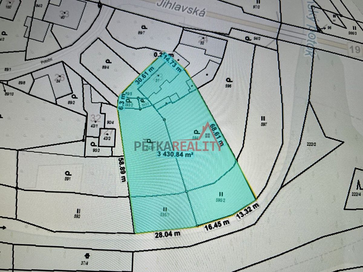 Prodej stavebního pozemku 3286 m² – fotografie 3