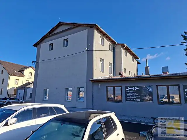 Pronájem bytu 1+kk 33 m², Holešov – náhled fotky 3