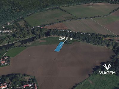 Prodej pole 2548 m²