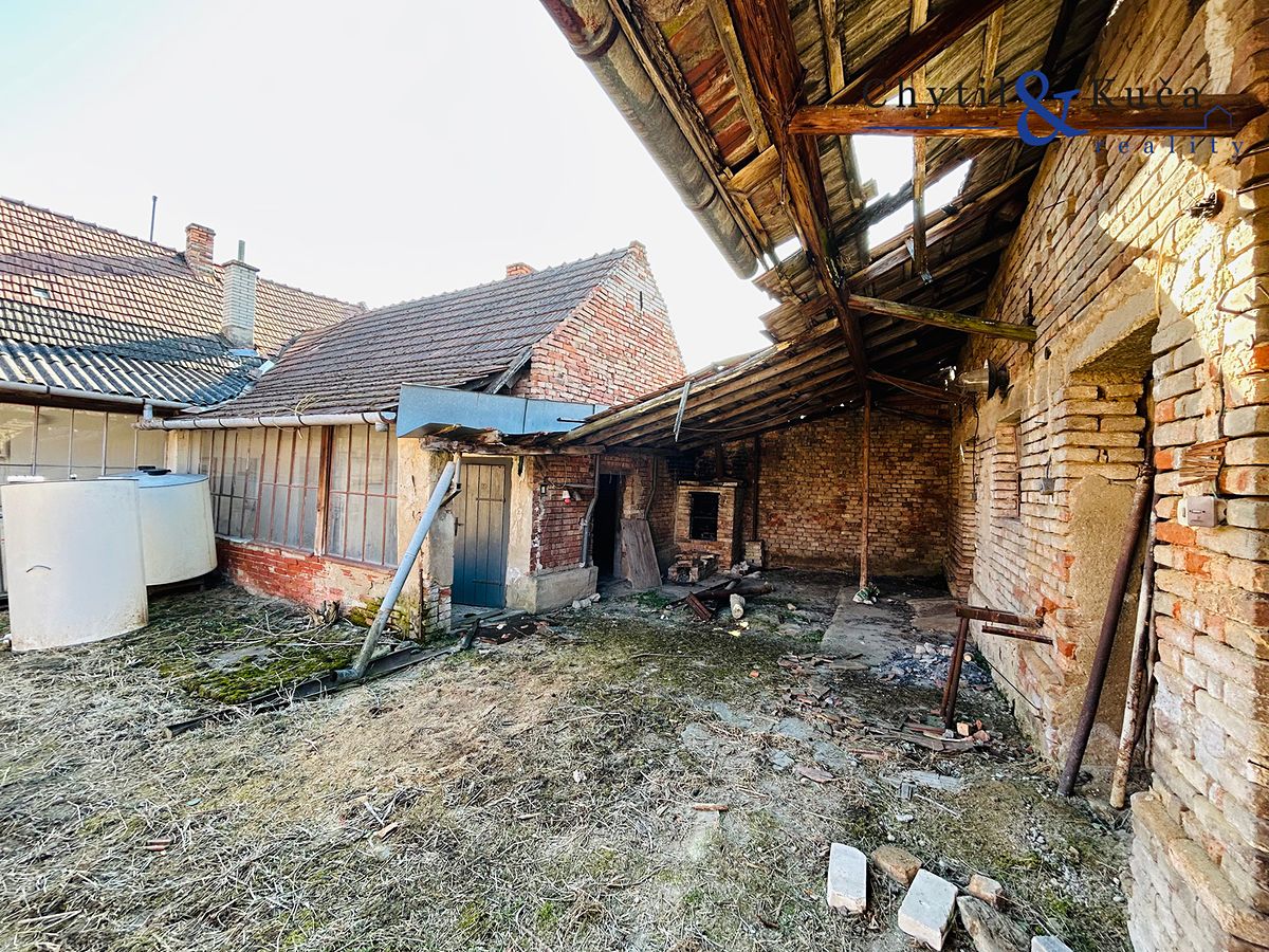 Prodej rodinného domu 110 m², pozemek 576 m² – fotografie 3