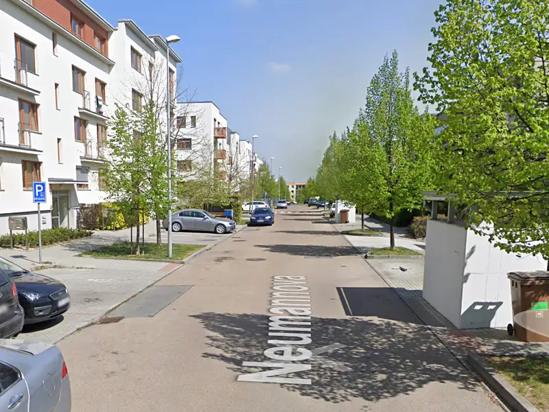 Prodej garážového stání 11 m², Praha – náhled fotky 1