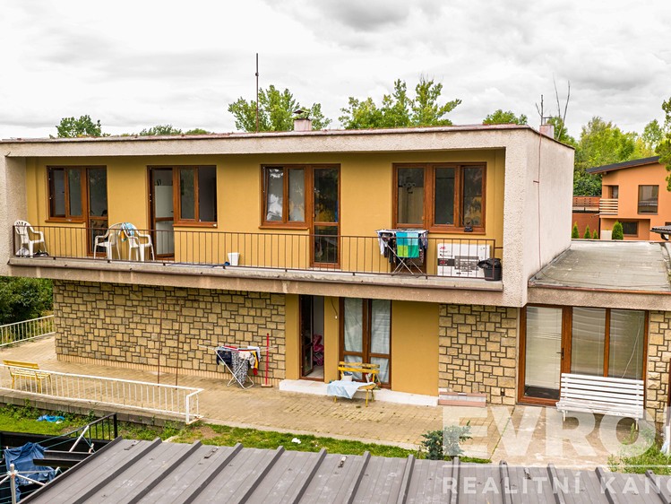 Prodej domu, 200 m² (16 z 19)