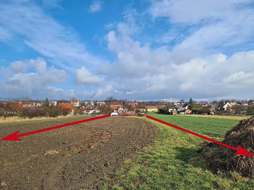 Prodej stavebního pozemku 1461 m² – fotografie 2