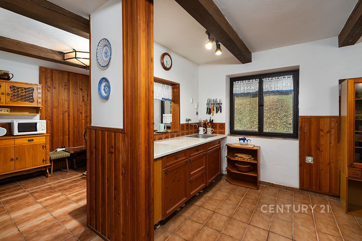 Prodej chalupy 198 m², pozemek 2388 m² – fotografie 3
