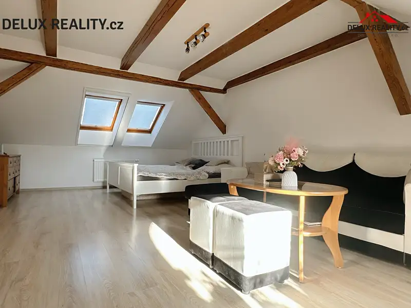 Prodej rodinného domu 238 m², pozemek 180 m², Znojmo – náhled fotky 3