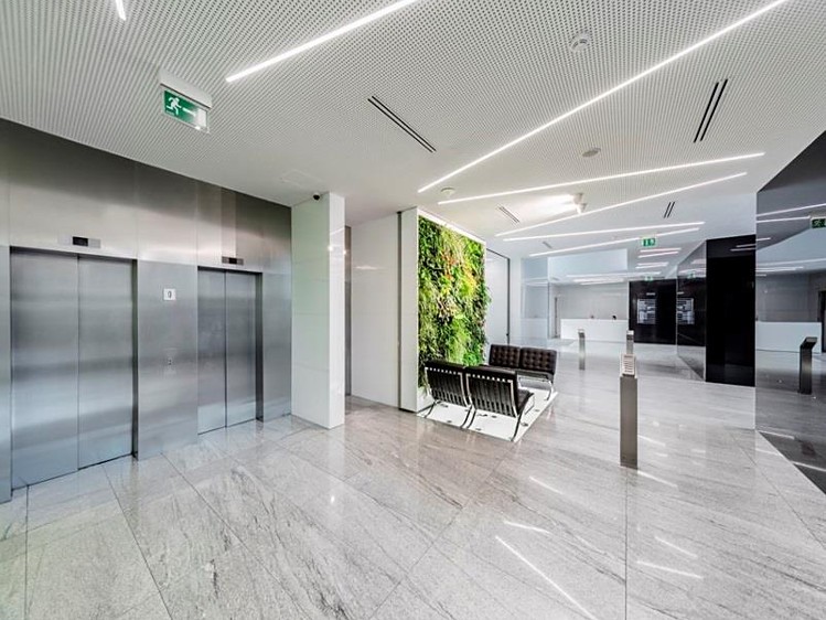 Gewerbefläche zur Miete, 460 m² (2 von 10)