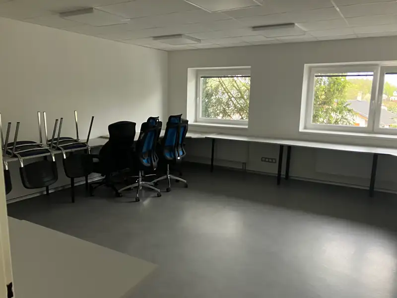 Pronájem kanceláře 33 m², Rožnov pod Radhoštěm – náhled fotky 2